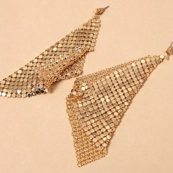 PrettyLittleThing Chainmail Earrings - Picture 3 of 4